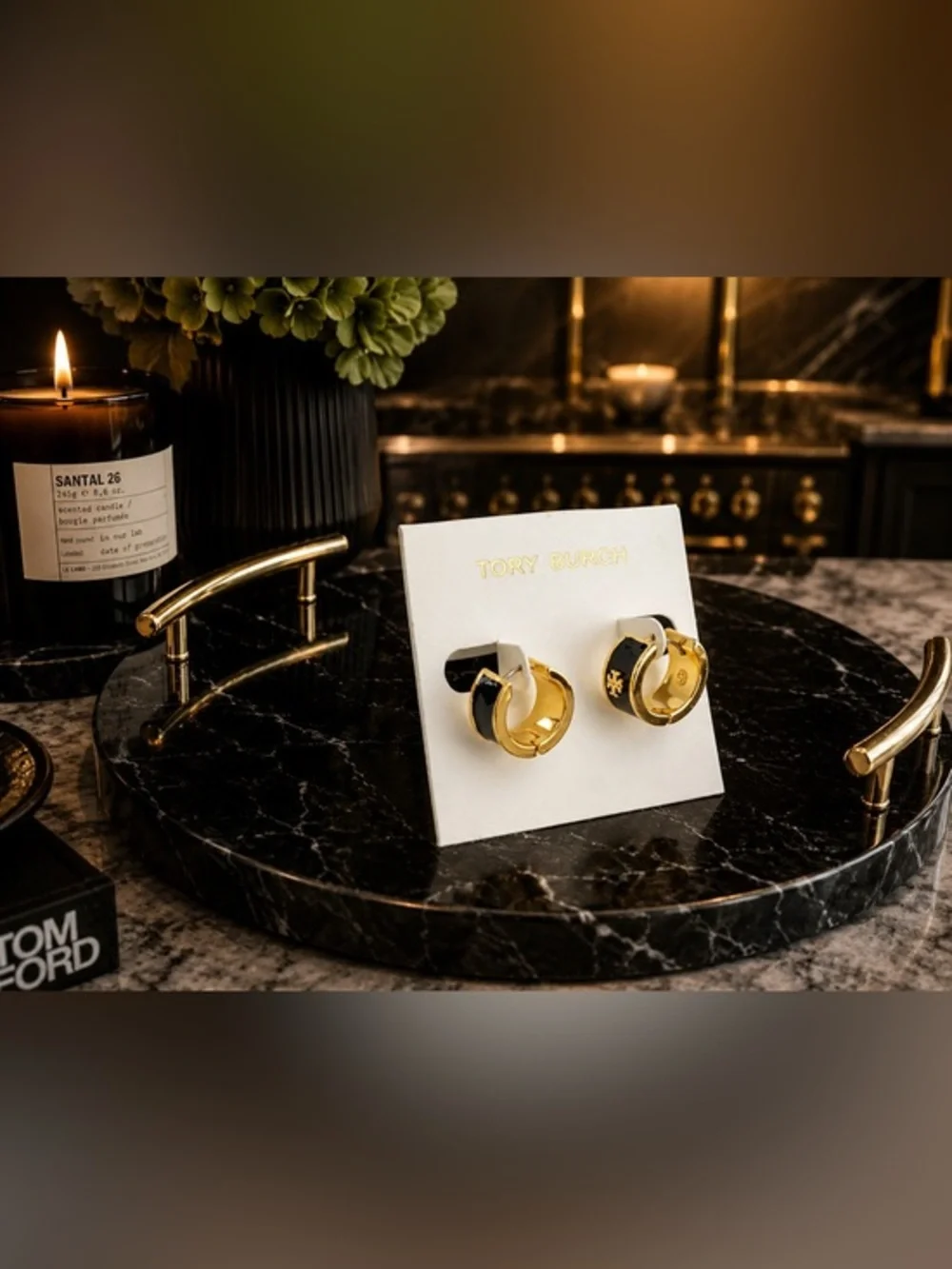 ✨ Tory Burch Black Enamel Logo Huggie Hoop Earrings – Gold Tone – NWT ✨